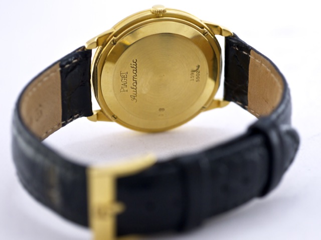 Piaget Gentlemans Watch Ref- 15988 18k Yellow Gold, Enamel Dial Bj-1995