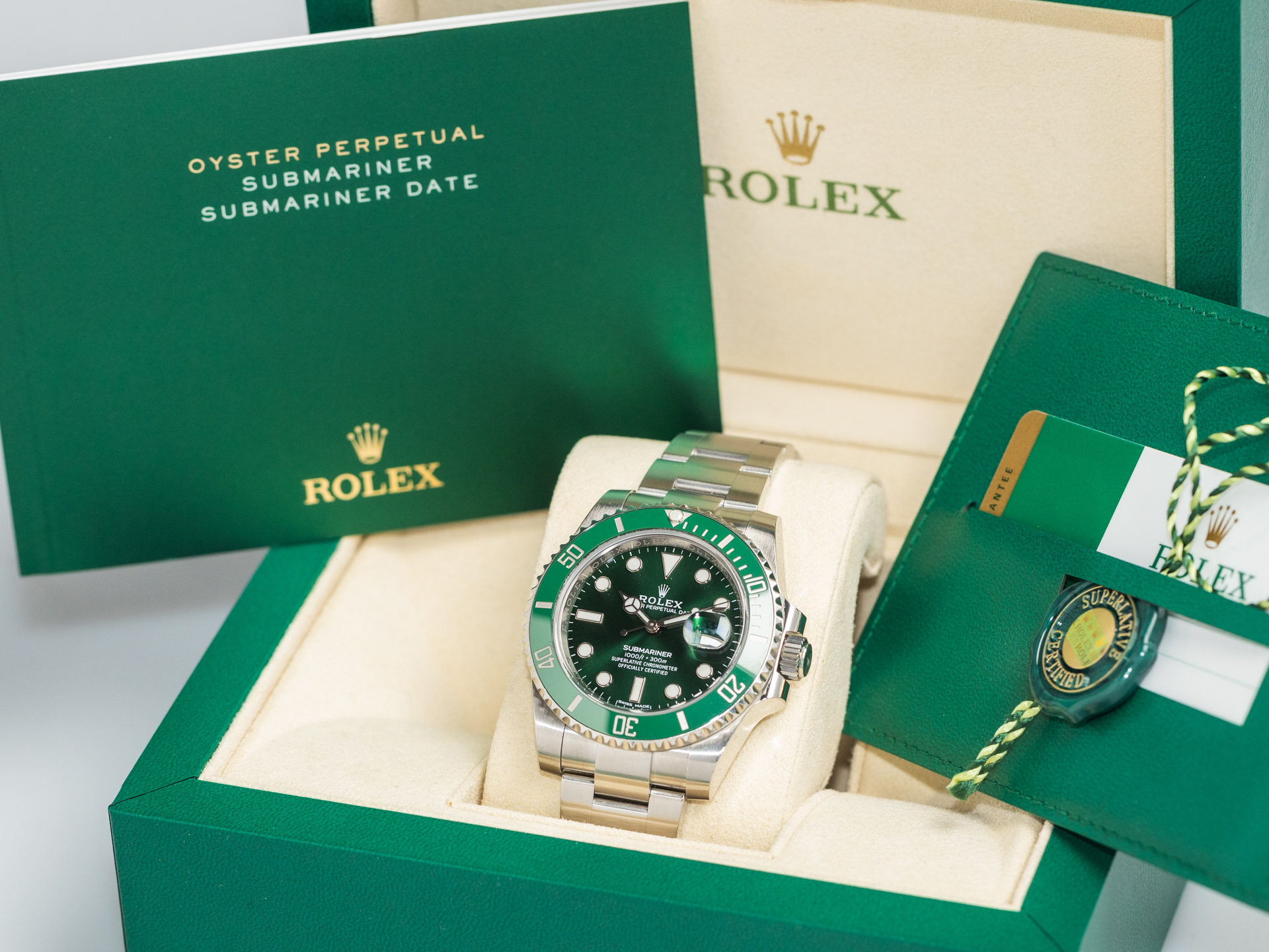 Rolex Hulk Submariner Date 116610LV Hulk Green – 2020 Box