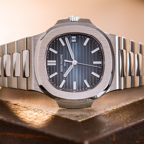 An absolute milestone of a watch for any serious collector.Unworn / Patek Philippe / 5711 / box / papers / YOC 2019 ->...