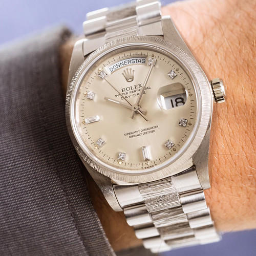 Rolex Day-Date / Ref.18079 / White Gold / Calibre 3055 / Bark Bezel and BraceletAvailable on our website:...